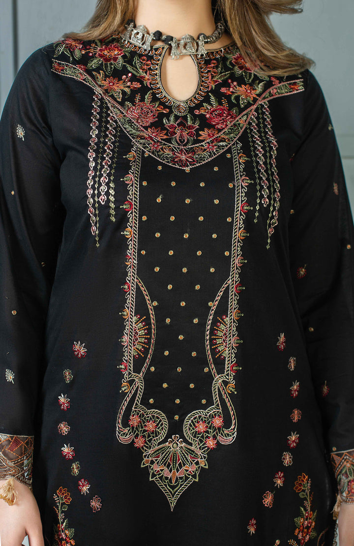 3 Piece - Luxury Embroidered Lawn Suit - AN001 - Anyesha clothes