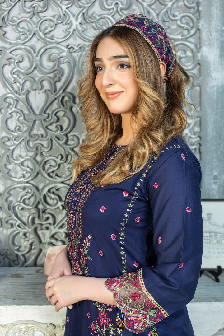 3 Piece - Luxury Embroidered Lawn Suit - AN002 - Anyesha clothes